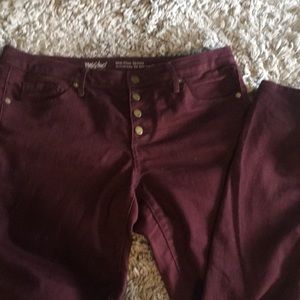 Burgundy Skinny jeans